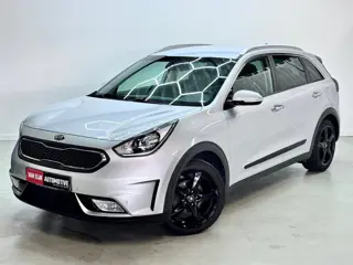 Kia Niro 1.6 GDi Hybrid Trekhaak/Led/Verw stuur en stoelen/Nav/Carplay