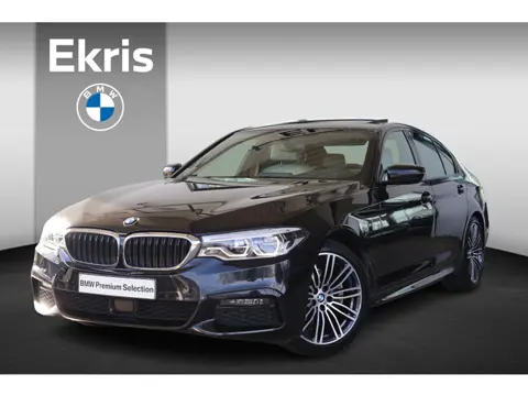 BMW 5-serie 520i Corporate Lease High Executive | M Sport | Driving Assistant Plus | elektrisch glaz