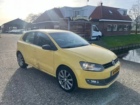 Volkswagen Polo 1.4-16V Highline