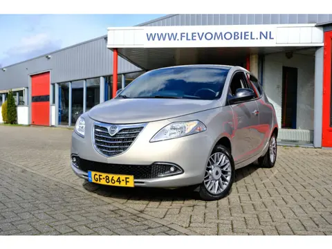 Lancia Ypsilon 0.9 TwinAir Platinum 5-drs Pano|1e Eig|Half Leder|Clima|LMV