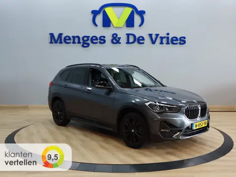 BMW X1 sDrive20i Business Edition Airco ECC | Head Up Display | Apple Carplay | Camera |  LED | Crui