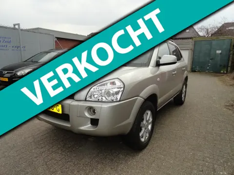 Hyundai Tucson 2.0i Active (KM 137174 LEER NAVI)