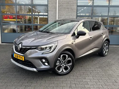 Renault Captur 1.6 E-Tech plug-in hybrid 160 techno | CAMERA |