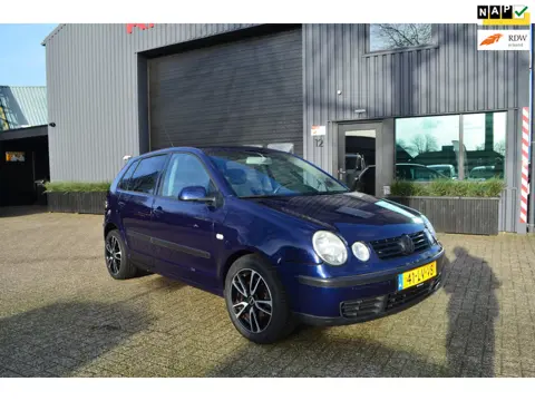 Volkswagen Polo 1.4-16V Comfortline | Airco | 5 deurs | Nieuwe apk