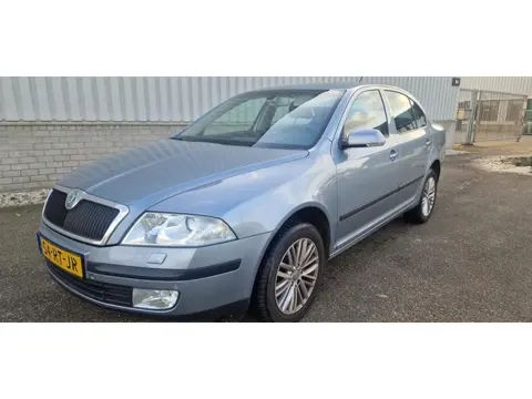 Skoda Octavia 2.0 FSI Elegance AUTOMAAT !!!