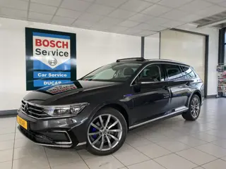 Volkswagen Passat Variant 1.4 TSI PHEV GTE Business Trekhaak /Panoramadak / Virtual Cockpit/ Alcanta