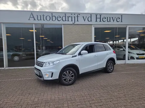 Suzuki Vitara 1.6 Exclusive automaat * Camera * Stoelverwarming * Climate * Cruise * Rijklaar