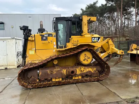 Caterpillar D6T LGP Dozer with ripper, 2013 Year.