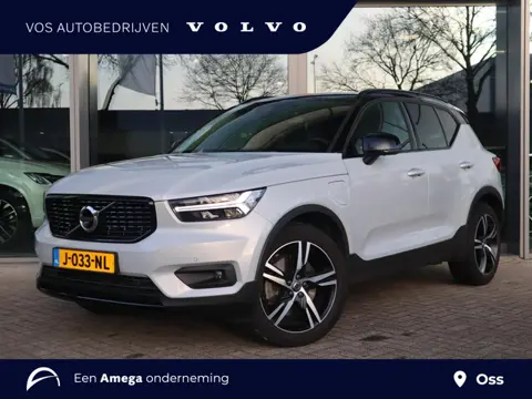 Volvo XC40 1.5 T4 Recharge R-Design Expression | Schuifdak | Leder | 360 camera