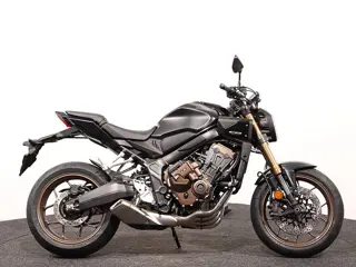 Honda CB 650 RC (bj 2026)