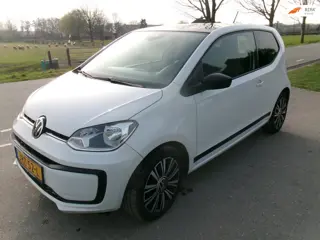 Volkswagen UP! 1.0 Move Up - 3 DRS