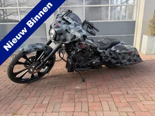 Harley-Davidson 114 FLHXS Street Glide Special 30 inch extreme bagger Uniek geen tweede van !!