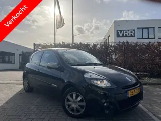 Renault Clio 1.5 dCi Night & Day Clima Gps Parkeersensoren