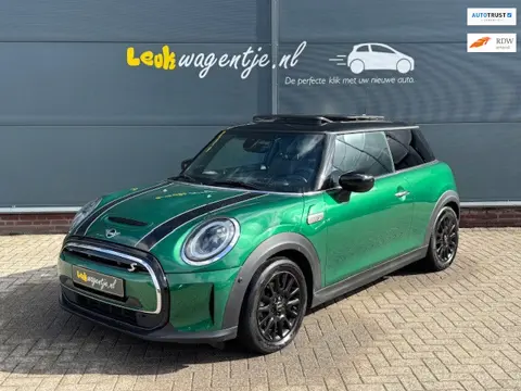 Mini Mini Electric Classic 33 kWh *schuifdak *leer *head up