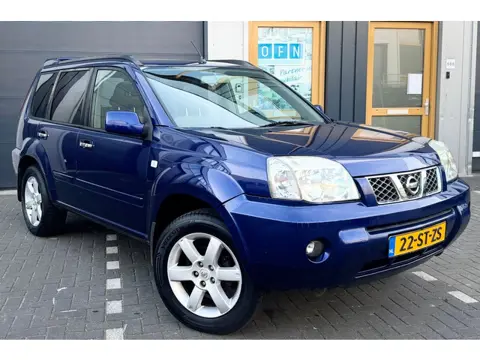 Nissan X-Trail 2.5 Sport Outdoor