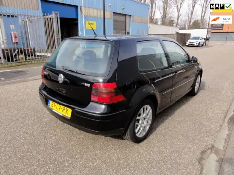 Volkswagen Golf 2.3 V5 Highline Automaat Leer NAP Airco Apk