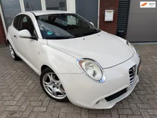 Alfa Romeo MiTo 1.4 T / Navi / PDC / Clima / LM