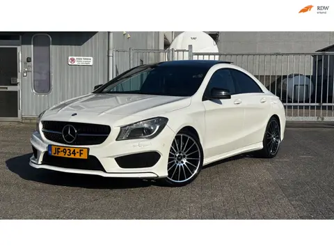 Mercedes-Benz CLA-klasse 200 Prestige, AMG, Pano, Navi, Stoelvw, Camera,