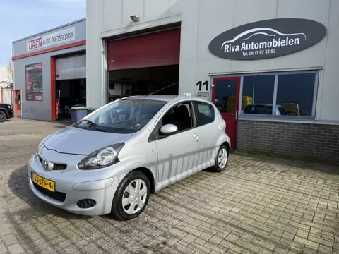 Toyota Aygo 1.0-12V Comfort (bj 2009)