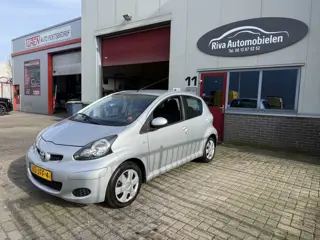Toyota Aygo 1.0-12V Comfort (bj 2009)