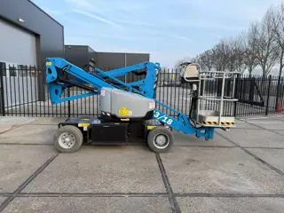 Genie Z33/18 Knikarm hoogwerker 12 meter (bj 2016)