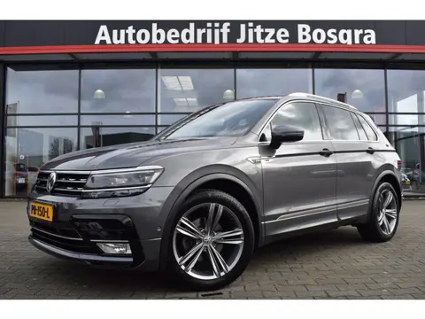 Volkswagen Tiguan 1.4 TSi 150pk Automaat Highline R-Line Adap. LED | Virtual | Zwart Leder | Keyless