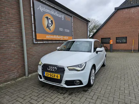Audi A1 1.6 TDI Ambition Pro Line Business (bj 2011)