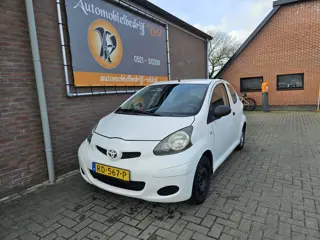 Toyota Aygo 1.0-12V Access (bj 2011)