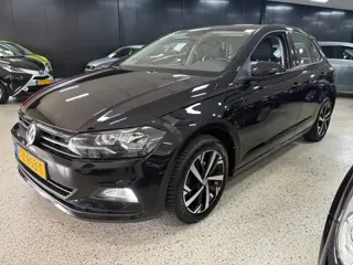 VOLKSWAGEN POLO TSI 95pk BEATS NL NAP Navigatie Leder Apple Android