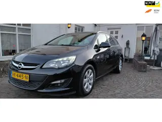 Opel Astra Sports Tourer 1.4 Turbo Blitz Prachtige auto 120 PK Sportstoelen APK tot 14-01-27