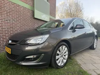 Opel Astra 1.4 Turbo Cosmo*2013*Clima|Nav|Cruise|Led|Lmv|T-haak