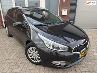 Kia Cee'd Sportswagon 1.6 GDI BusinessLine / Navi / Camera / PDC / LED / Clima