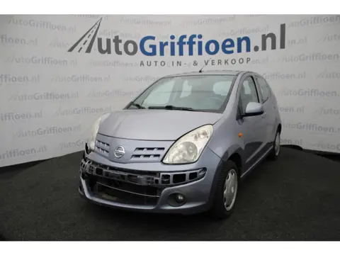 Nissan Pixo 1.0 Acenta met voorschade (bj 2011)