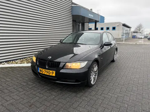 BMW 3-serie 320i Executive