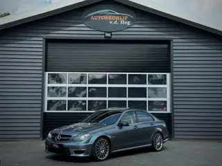 Mercedes-Benz C-klasse AMG C63 performance package Designo uitgevoerd Zeer Uniek!