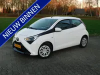 Toyota Aygo 1.0 VVT-i x-play, Camera, Carplay (bj 2021)
