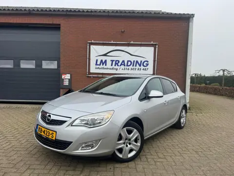 Opel Astra 1.6 Sport AUTOMAAT STUURVERWARMING PDC 2 SLEUTELS + BOEKJES!