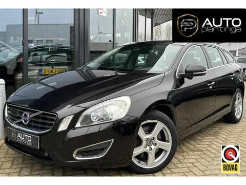 Volvo V60 2.4 D5 Summum 205PK | BOMVOL | Zeer Nette Staat | AUTOMAAT | BLIS | Achteruitrijcamera | N