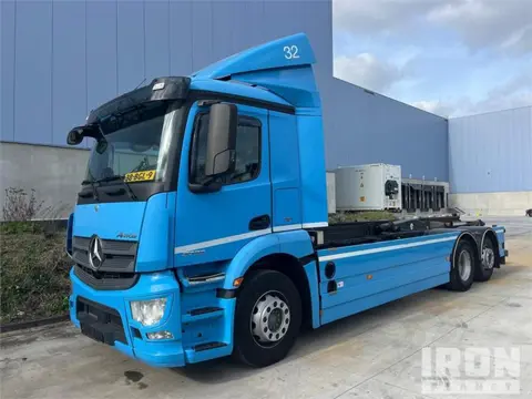 Mercedes-Benz Antos 2733 6x2 Cable Placer Truck Hooklift Truck