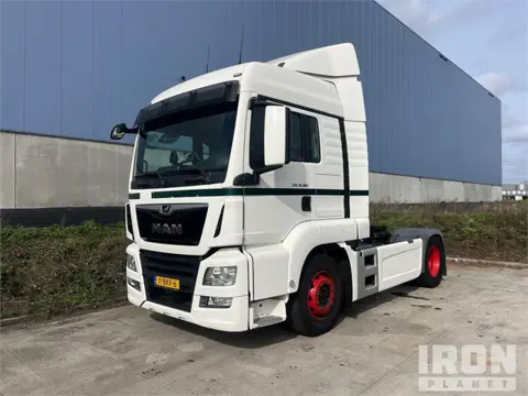 MAN TGS320 LX 4x2 S/A Sleeper Truck Tractor (bj 2016)
