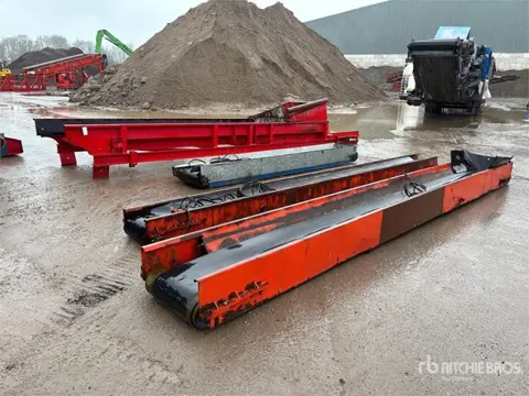 QUANTITY of (4) Conveyor