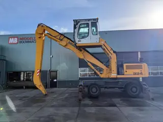 Liebherr A 924 C (bj 2008)