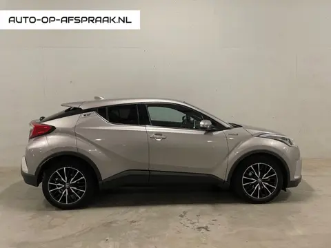 Toyota C-HR 2.0 Hybrid Navi Camera Clima Cruise Control Stoelverw.