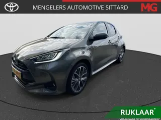 Toyota Yaris 1.5 Hybrid 130 Executive | Rijklaar | Stoelverwarming | Parkeersensoren V+A | Navigatie