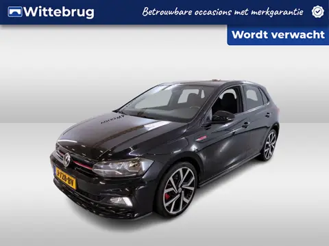 Volkswagen Polo 2.0 TSI 200pk GTI DSG Automaat / Navigatie / LM 18 inch / Parkeersensoren / Adaptive
