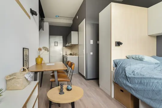 Woning aan de Bijlmerdreef te Amsterdam