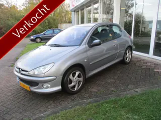 Peugeot 206 1.6-16V XS Pack Kan direct mee! (bj 2004)
