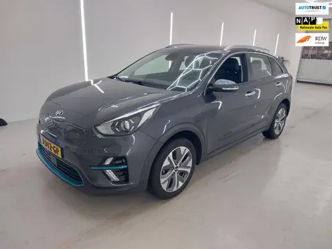 Kia E-Niro DynamicLine 64 kWh SOH 100% | DEALER OND. | FASE 3