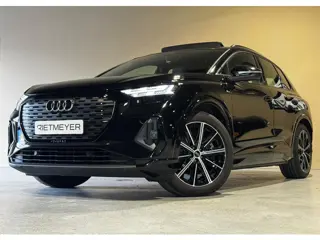 Audi Q4 e-tron 45 quattro S edition 77 kWh |RS Zetels |Pano |99% SOH |SONOS |Stoelverw. |Sfeer