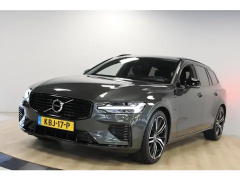 Volvo V60 2.0 T6 Recharge AWD R-Design | Pano | Harman/Kardon | Winterset